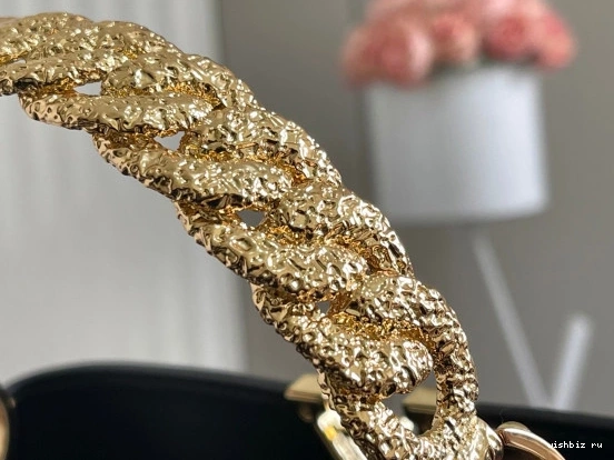 WIS LOUIS VUITTON BB CAPUCINES 0101